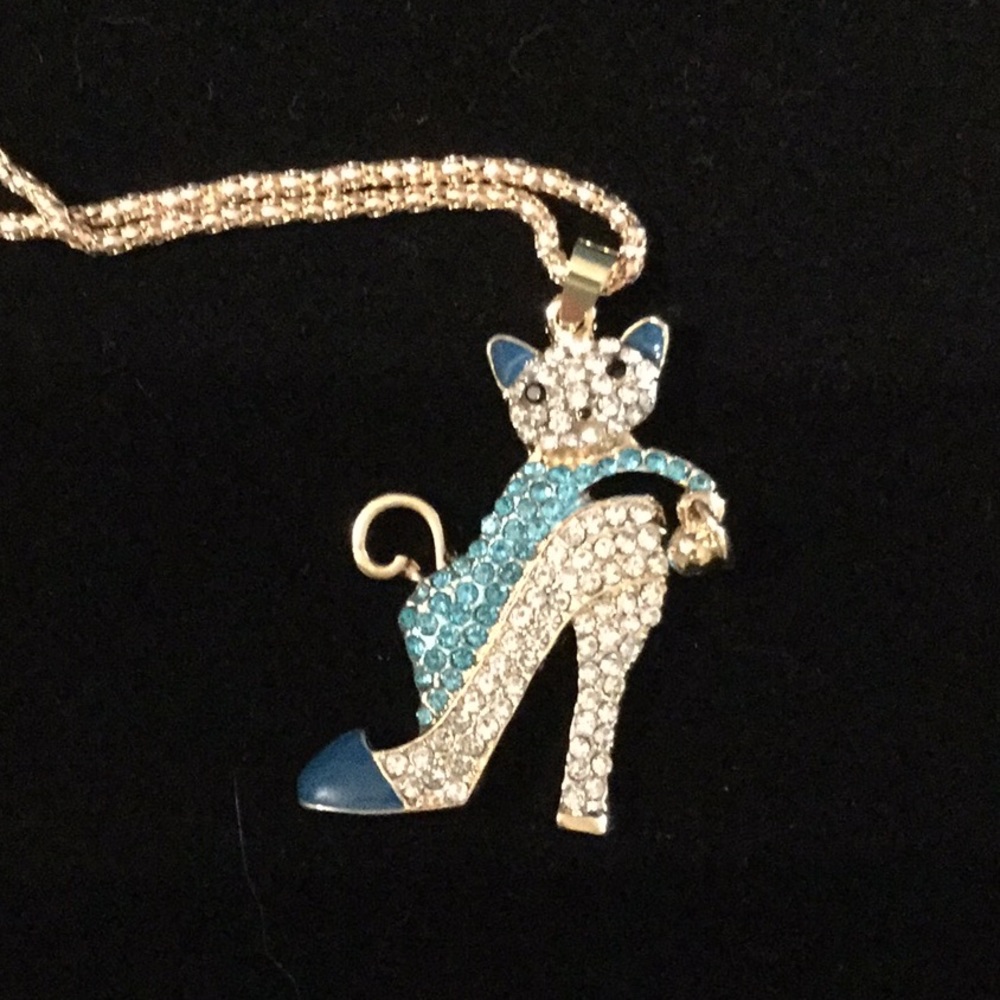 Betsey Johnson necklace